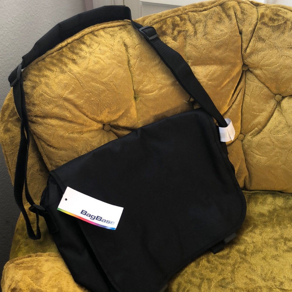 Laptop over the shoulder bag